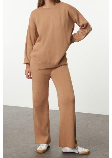 Tarz Kadın Modern Moda Normal Bel Boru Paça Bisiklet Yaka Geniş Kalıp Balon Kol Triko Alt-Üst Takım indirimleri