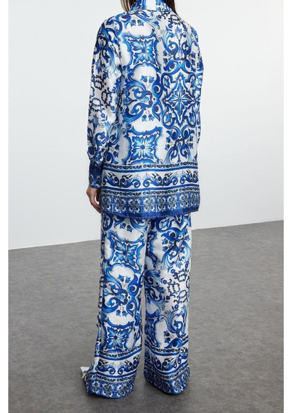 Tarz Kadın Modern Moda Normal Bel Boru Paça V Yaka Desenli Saten Dokuma Alt-Üst Takım modelleri