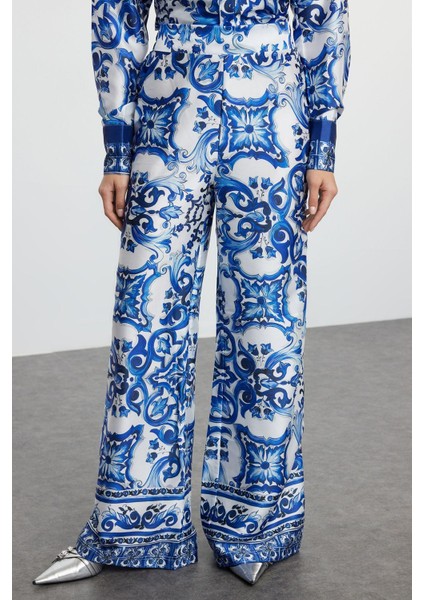 Tarz Kadın Modern Moda Normal Bel Boru Paça V Yaka Desenli Saten Dokuma Alt-Üst Takım fırsatları