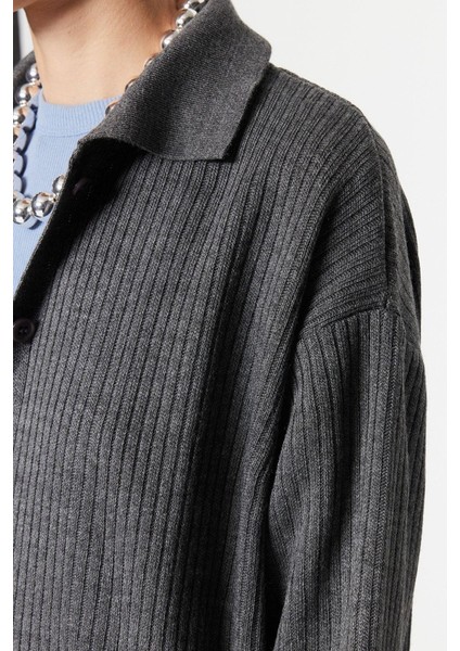 Tarz Kadın Modern Moda Yüksek Bel Geniş Paça Polo Yaka Yırtmaç Detaylı Hırka-Pantolon Triko Takım fırsatları