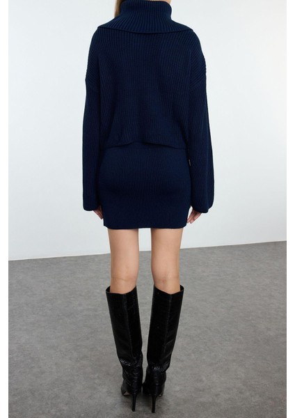 Tarz Kadın Modern Moda Normal Bel Boru Paça Devrik Yaka Devrik Yaka Triko Alt-Üst Takım modelleri