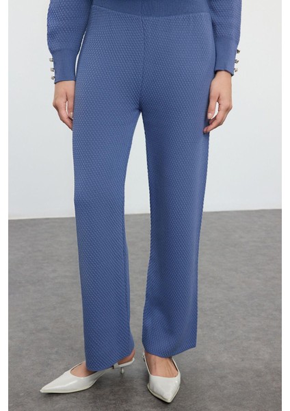 Tarz Kadın Modern Moda Normal Bel Boru Paça Bisiklet Yaka Inci Düğmeli Triko Alt-Üst Takım fırsatları