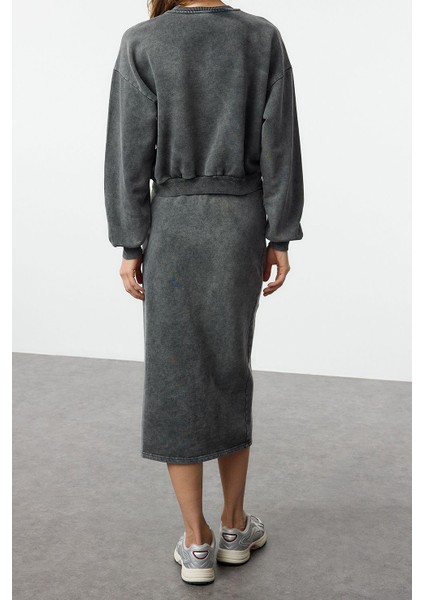 Tarz Kadın Modern Normal Bel Boru Paça Yıkamalı Regular Normal Kalıp Midi Örme Alt-Üst Takım modelleri