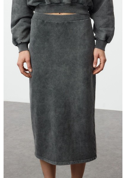 Tarz Kadın Modern Normal Bel Boru Paça Yıkamalı Regular Normal Kalıp Midi Örme Alt-Üst Takım fırsatları