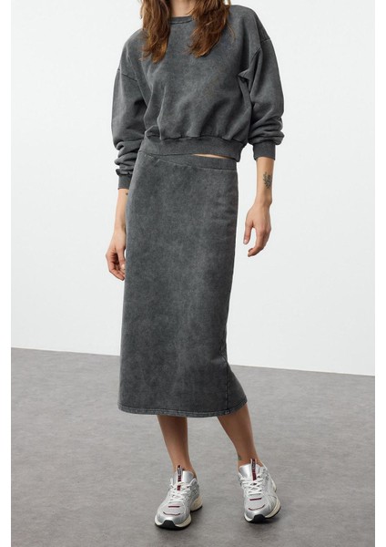 Tarz Kadın Modern Normal Bel Boru Paça Yıkamalı Regular Normal Kalıp Midi Örme Alt-Üst Takım indirimleri