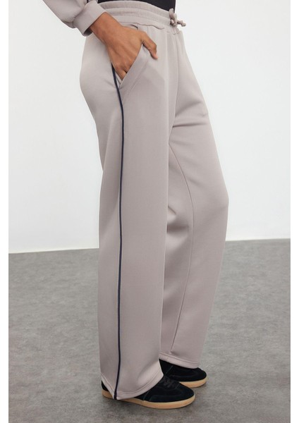 Tarz Kadın Boru Paça V Yaka Fermuarlı Dalgıç Scuba Hırka-Pantolon Örme Biyeli Alt-Üst Takım modelleri