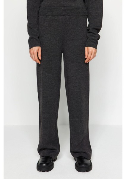 Tarz Kadın Modern Moda Normal Bel Boru Paça Dik Yaka Geniş Kalıp Fermuarlı Triko Alt-Üst Takım modelleri