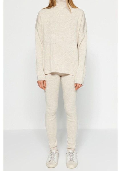 Tarz Kadın Modern Normal Bel Boru Paça Balıkçı Yaka Geniş Kalıp Balıkçı Yaka Triko Alt-Üst Takım indirimleri