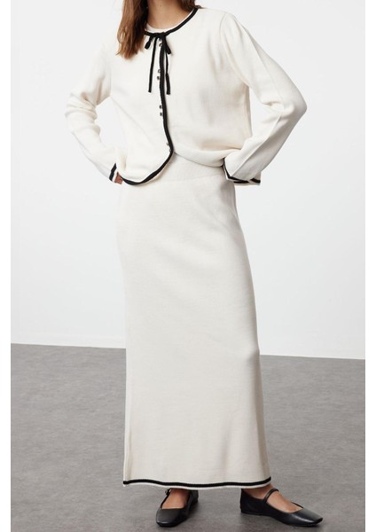 Tarz Kadın Modern Normal Bel Boru Paça Biyeli Aksesuar Düğmeli Triko Hırka Etek Alt-Üst Takım