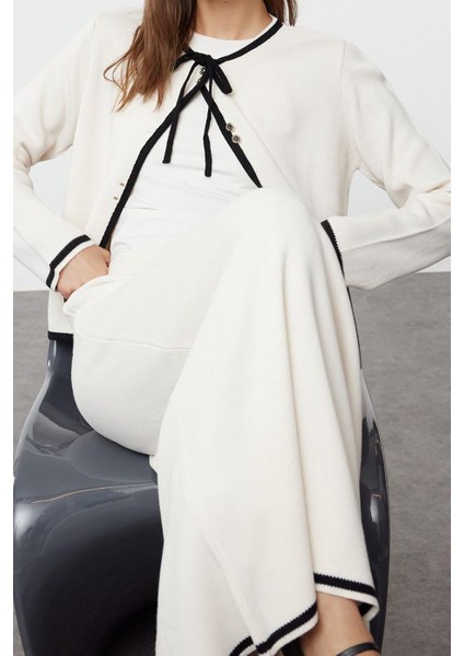 Tarz Kadın Modern Normal Bel Boru Paça Biyeli Aksesuar Düğmeli Triko Hırka Etek Alt-Üst Takım fiyatları