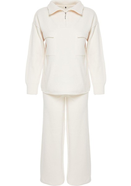 Tarz Kadın Modern Normal Bel Boru Paça Dik Yaka Geniş Kalıp Fermuarlı ve Cepli Triko Alt-Üst Takım indirimleri