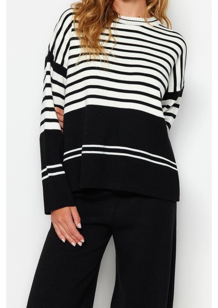 Tarz Kadın Modern Normal Bel Boru Paça Bisiklet Yaka Geniş Kalıp Renk Bloklu Triko Alt-Üst Takım fırsatları