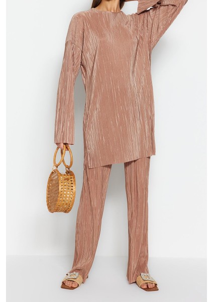 Tarz Kadın Modern Moda Normal Bel Boru Paça V Yaka Kendinden Piliseli Dokuma Alt-Üst Takım fiyatları