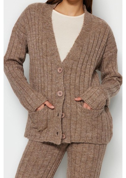 Tarz Kadın Modern Moda Normal Bel Geniş Paça V Yaka Geniş Kalıp Yumuşak Dokulu Triko Alt-Üst Takım