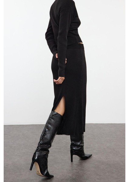 Tarz Kadın Modern Moda Normal Bel Geniş Paça Bisiklet Yaka Crop Etekli Triko Alt-Üst Takım modelleri