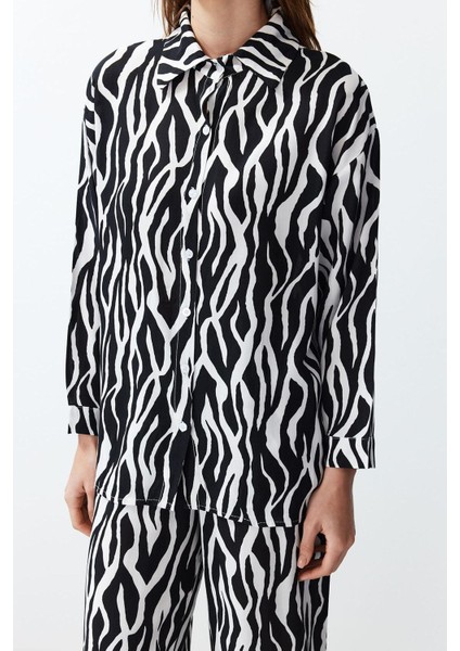 Tarz Kadın Modern Moda Normal Bel Boru Paça Degaje Yaka Zebra Desenli Dokuma Gömlek-Pantolon Takım