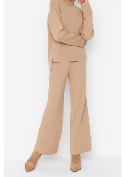 Tarz Kadın Modern Moda Normal Bel Geniş Paça Dik Yaka Dik Yaka Triko Alt-Üst Takım fiyatları