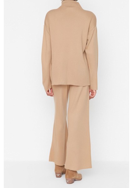 Tarz Kadın Modern Moda Normal Bel Geniş Paça Dik Yaka Dik Yaka Triko Alt-Üst Takım modelleri