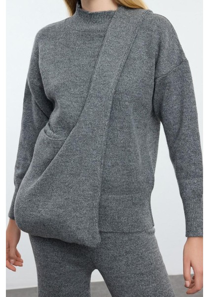 Tarz Kadın Modern Moda Normal Bel Boru Paça Balıkçı Yaka Çanta Detaylı Triko Alt-Üst Takım fiyatları