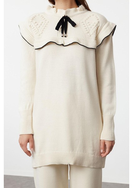 Tarz Kadın Modern Moda Normal Bel Boru Paça V Yaka Siyah Biyeli Yaka Detaylı Triko Alt-Üst Takım fırsatları