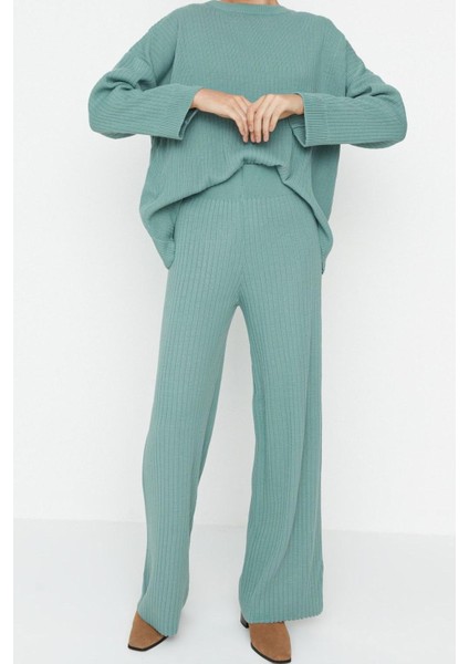 Tarz Kadın Modern Moda Normal Bel Boru Paça Bisiklet Yaka Basic Bisiklet Yaka Triko Alt-Üst Takım fiyatları