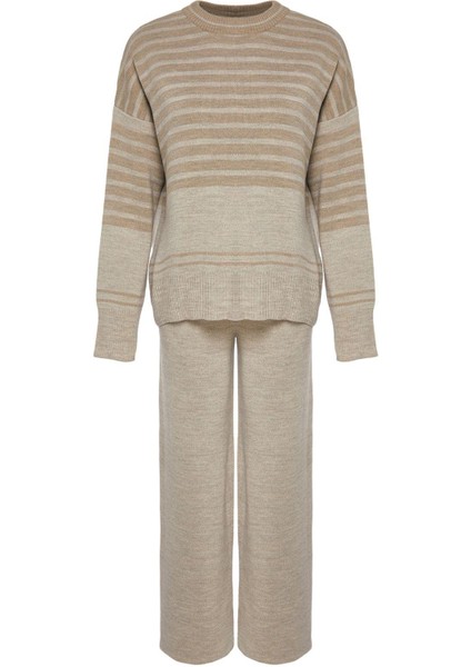 Tarz Kadın Modern Normal Bel Boru Paça Bisiklet Yaka Geniş Kalıp Renk Bloklu Triko Alt-Üst Takım indirimleri