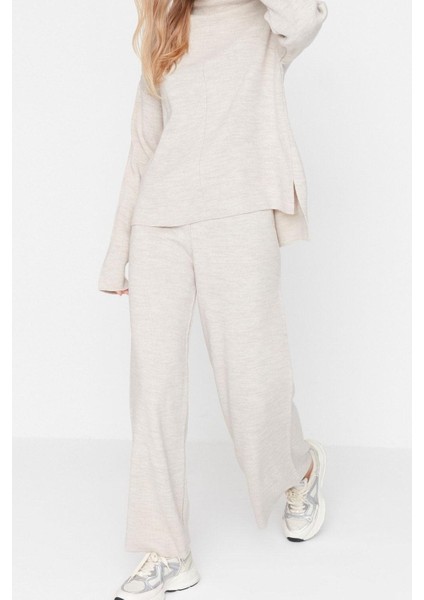 Tarz Kadın Modern Moda Normal Bel Geniş Paça Dik Yaka Dik Yaka Triko Alt-Üst Takım fiyatları