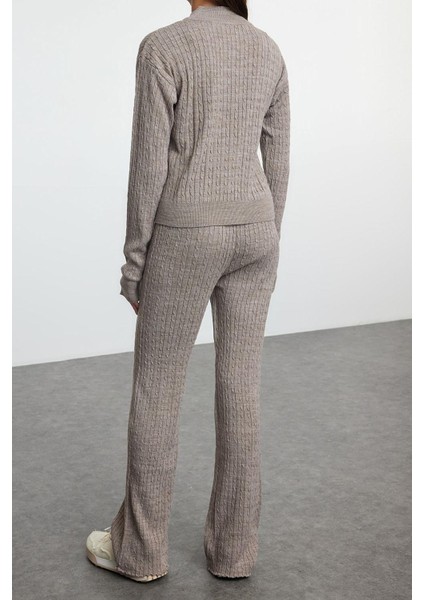 Tarz Kadın Modern Moda Normal Bel Boru Paça Dik Yaka Fermuarlı Triko Alt-Üst Takım modelleri