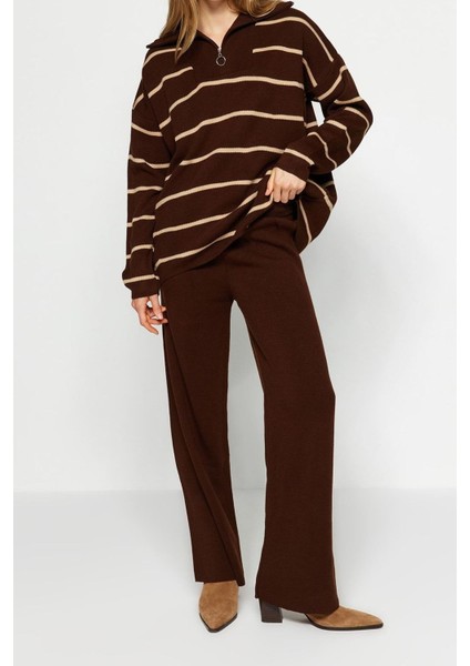 Tarz Kadın Modern Moda Normal Bel Boru Paça Dik Yaka Geniş Kalıp Fermuarlı Triko Alt-Üst Takım fiyatları