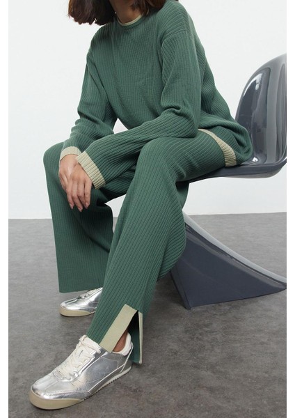 Tarz Kadın Modern Normal Bel Geniş Paça Bisiklet Yaka Yeşili Renkli Biye Detaylı Triko Alt-Üst Takım fiyatları