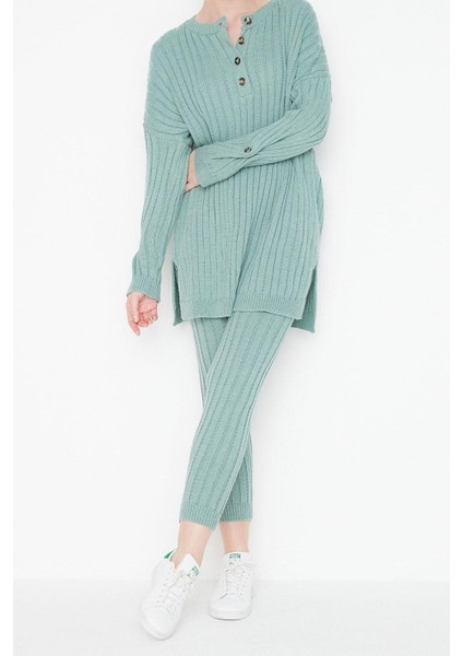 Tarz Kadın Modern Moda Normal Bel Dar Paça Bisiklet Yaka Fitilli Geniş Kalıp Triko Alt-Üst Takım fiyatları