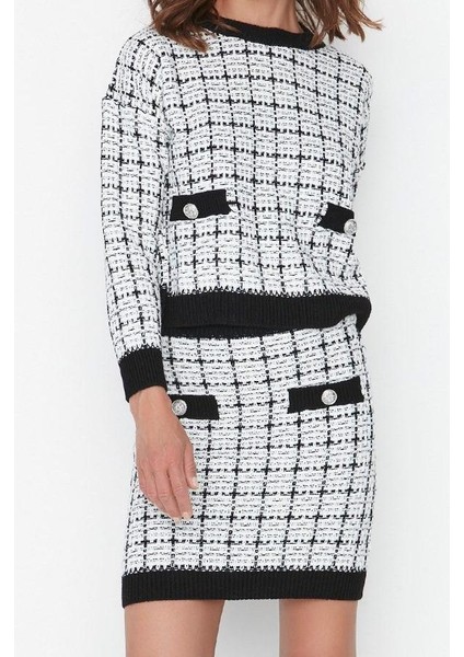 Tarz Kadın Modern Moda Normal Bel Boru Paça Bisiklet Yaka Tüvit Görünümlü Simli Triko Alt-Üst Takım