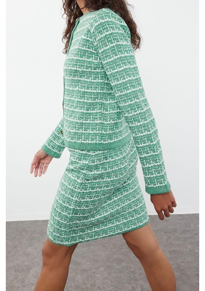 Tarz Kadın Modern Normal Bel Boru Paça Örgü Detaylı Yumuşak Dokulu Hırka-Etek Triko Alt-Üst Takım