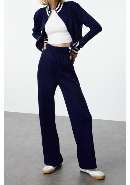 Tarz Kadın Modern Moda Normal Bel Boru Paça Dik Yaka Triko Alt-Üst Takım indirimleri