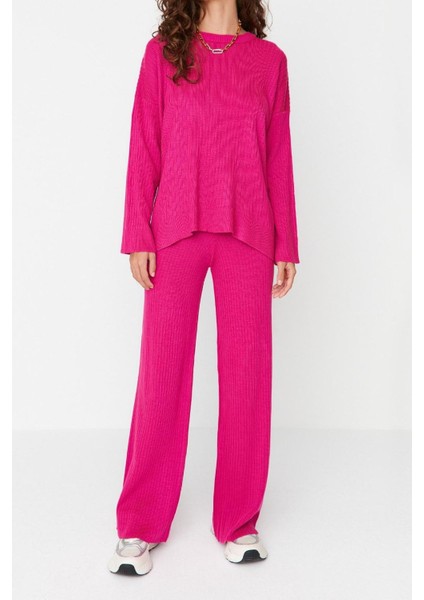 Tarz Kadın Modern Moda Normal Bel Boru Paça Bisiklet Yaka Basic Bisiklet Yaka Triko Alt-Üst Takım fiyatları