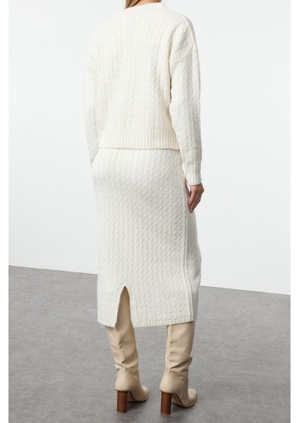 Tarz Kadın Modern Moda Normal Bel Boru Paça V Yaka Yünlü Saç Örgü Triko Alt-Üst Takım modelleri