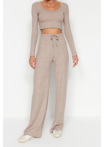 Tarz Kadın Yüksek Bel Geniş Paça Havuz Yaka Yumoş Crop ve Wide Leg Geniş Paça Örme Alt Üst Takım fiyatları