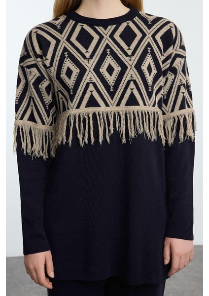 Tarz Kadın Modern Normal Bel Geniş Paça Geometrik Desenli Püskül Detaylı Triko Alt-Üst Takım