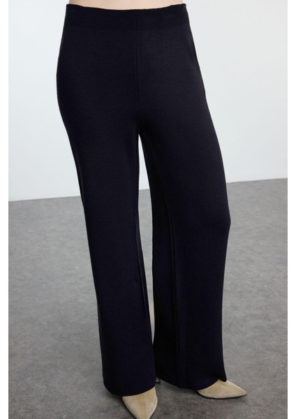 Tarz Kadın Modern Normal Bel Geniş Paça Geometrik Desenli Püskül Detaylı Triko Alt-Üst Takım fırsatları