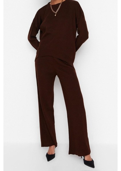 Tarz Kadın Modern Moda Normal Bel Boru Paça Bisiklet Yaka Basic Bisiklet Yaka Triko Alt-Üst Takım fiyatları