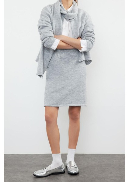 Tarz Kadın Modern Moda Normal Bel Boru Paça Bisiklet Yaka Yumuşak Dokulu Atkılı Triko Alt-Üst Takım fiyatları