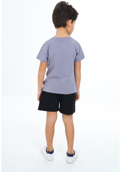 Erkek Çocuk Baskılı Şortlu Takım fırsatları