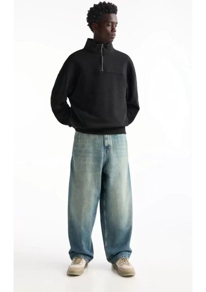 Oversize Yarım Farmuarlı Yakalı Basic Sweatshirt - Siyah