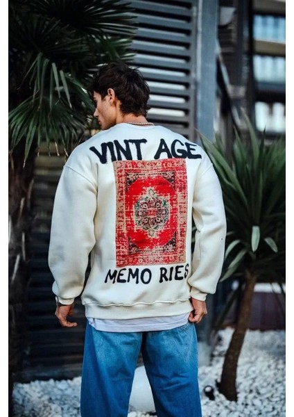 Oversize Bisiklet Yaka Üç Iplik Baskılı Sweatshirt - Beyaz