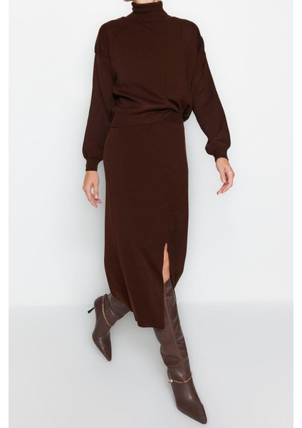 Tarz Kadın Modern Moda Normal Bel Boru Paça Balıkçı Yaka Balıkçı Yaka Triko Etekli Alt-Üst Takım fiyatları