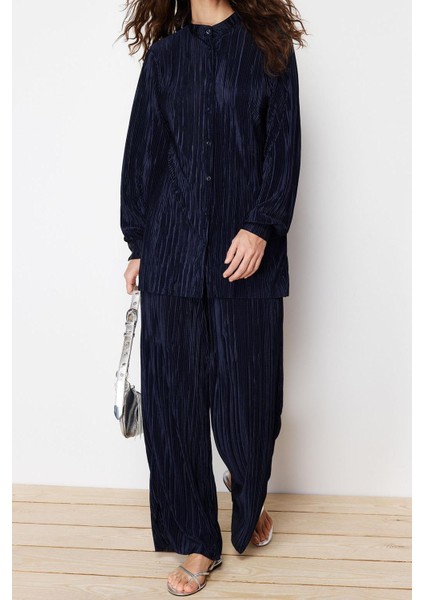 Tarz Kadın Modern Moda Normal Bel Boru Paça V Yaka Piliseli Örme Alt-Üst Takım fiyatları