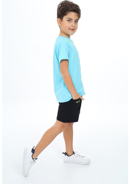 Erkek Çocuk Baskılı Şortlu Takım modelleri