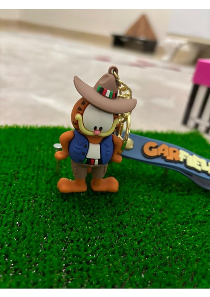 Lüx Model Garfield Cowboy Şapkalı Figürü Anahtarlık Aksesuar Çanta Süsü Silikon 3D Aksiyon Figürü