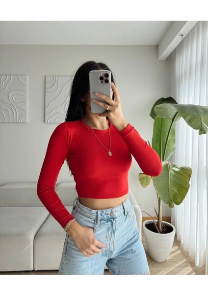 Uzun Kollu Sırt Dekolteli Esnek Tam Kalıp Bluz Crop