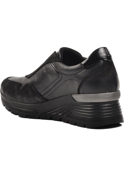 2313042K Siyah Deri Kadın Günlük Ayakkabı fırsatları